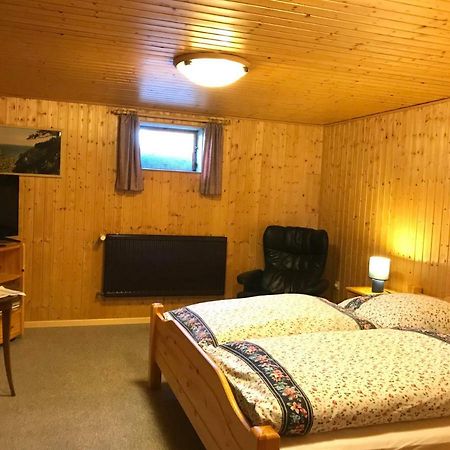Appartamento Schoenes Kellerzimmer Mit Bad Mittelangeln Esterno foto